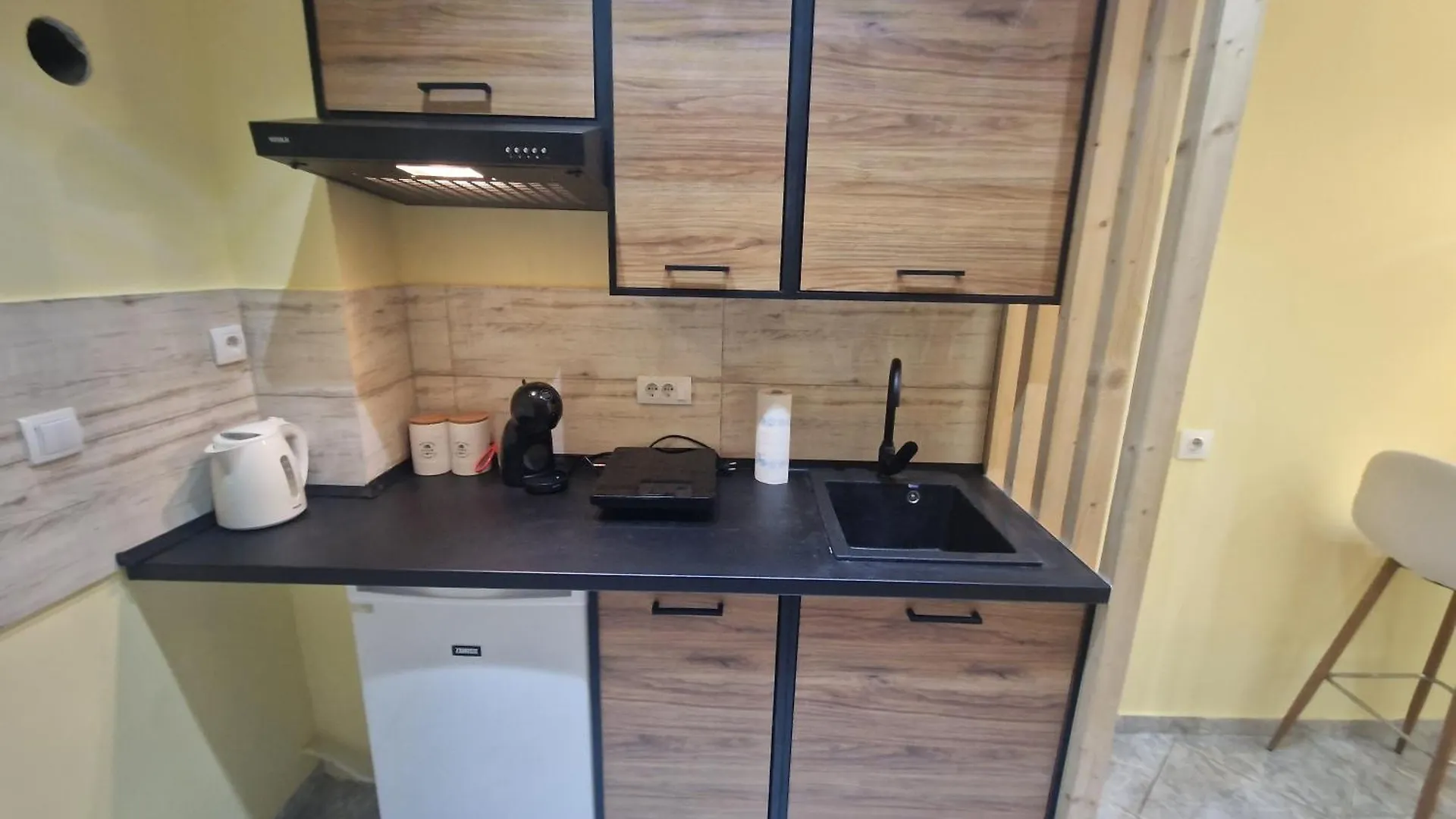 Tivoli Palms Apartment Kallithea